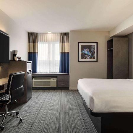 Microtel Inn & Suites By Wyndham Boisbriand Sainte-Thérèse-de-Blainville Εξωτερικό φωτογραφία