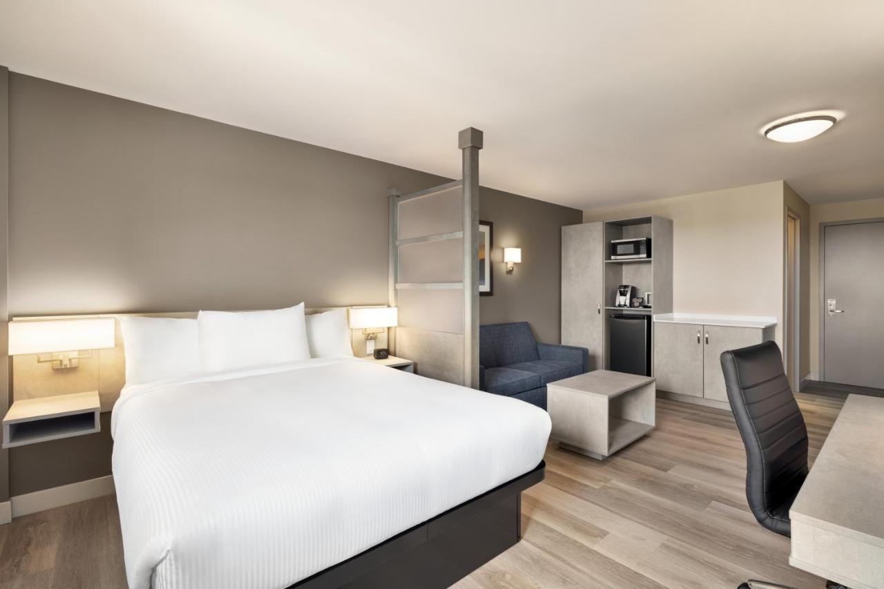 Microtel Inn & Suites By Wyndham Boisbriand Sainte-Thérèse-de-Blainville Εξωτερικό φωτογραφία