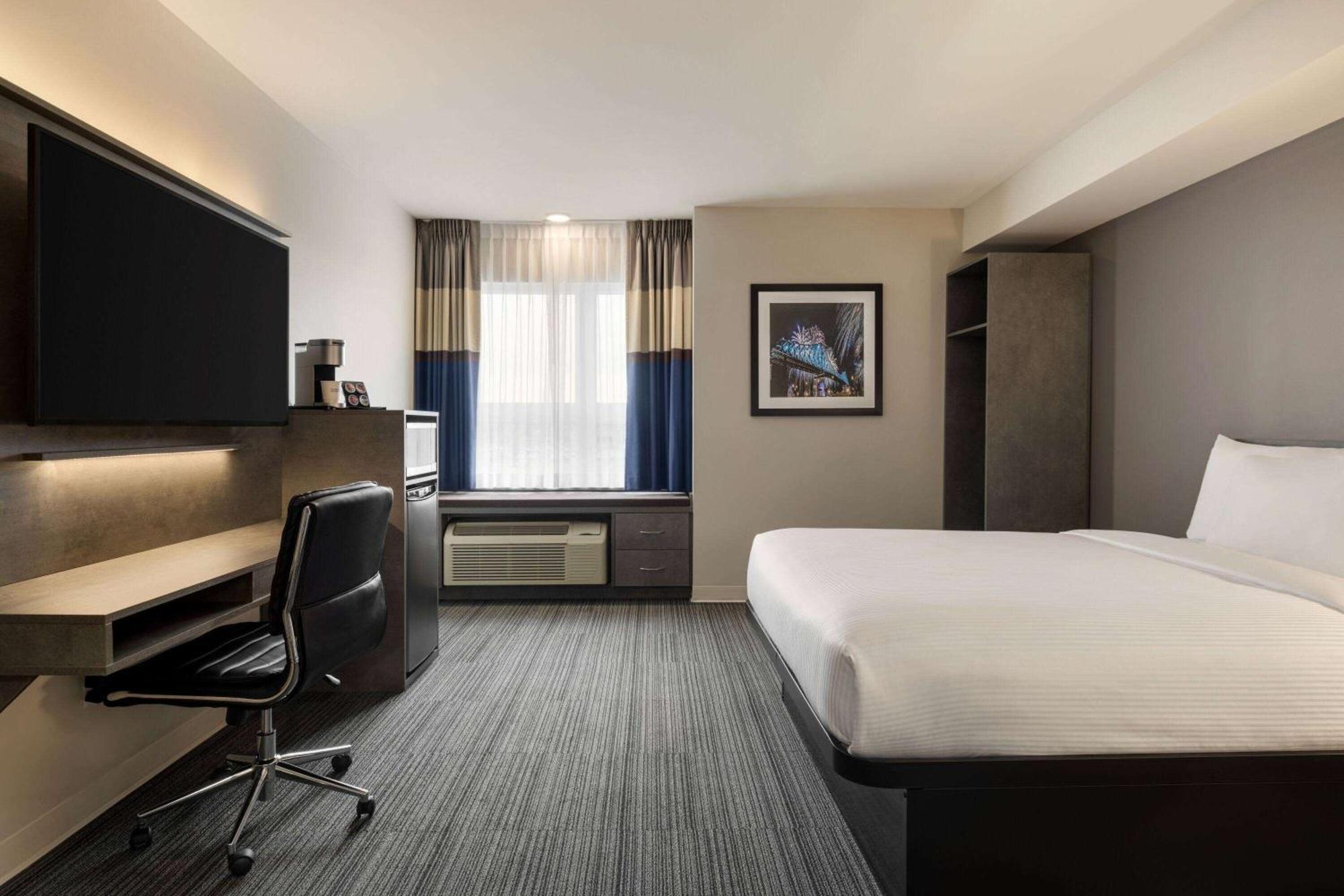 Microtel Inn & Suites By Wyndham Boisbriand Sainte-Thérèse-de-Blainville Εξωτερικό φωτογραφία
