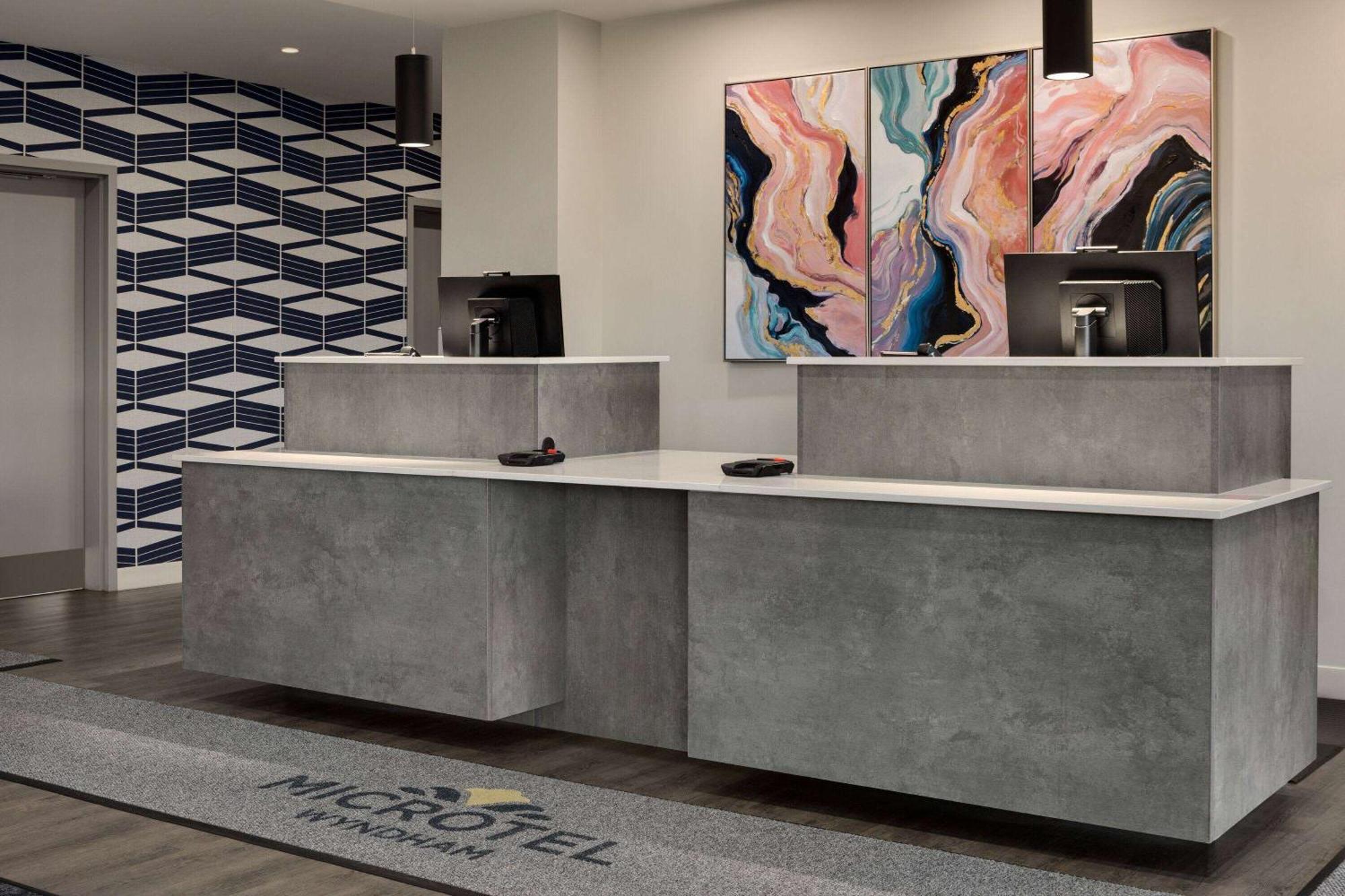 Microtel Inn & Suites By Wyndham Boisbriand Sainte-Thérèse-de-Blainville Εξωτερικό φωτογραφία