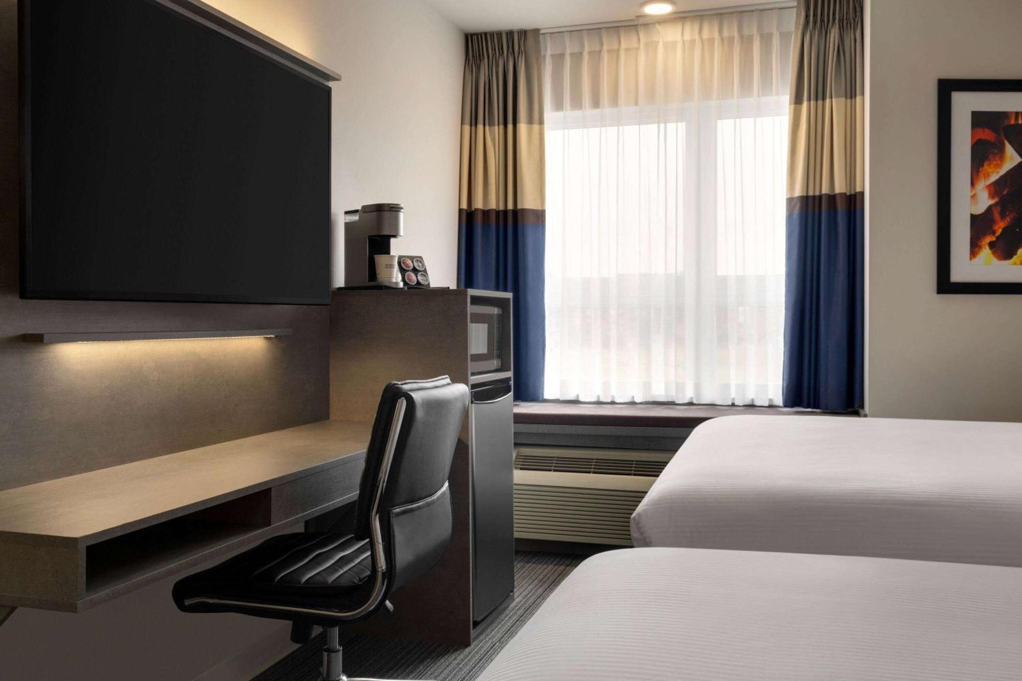 Microtel Inn & Suites By Wyndham Boisbriand Sainte-Thérèse-de-Blainville Εξωτερικό φωτογραφία