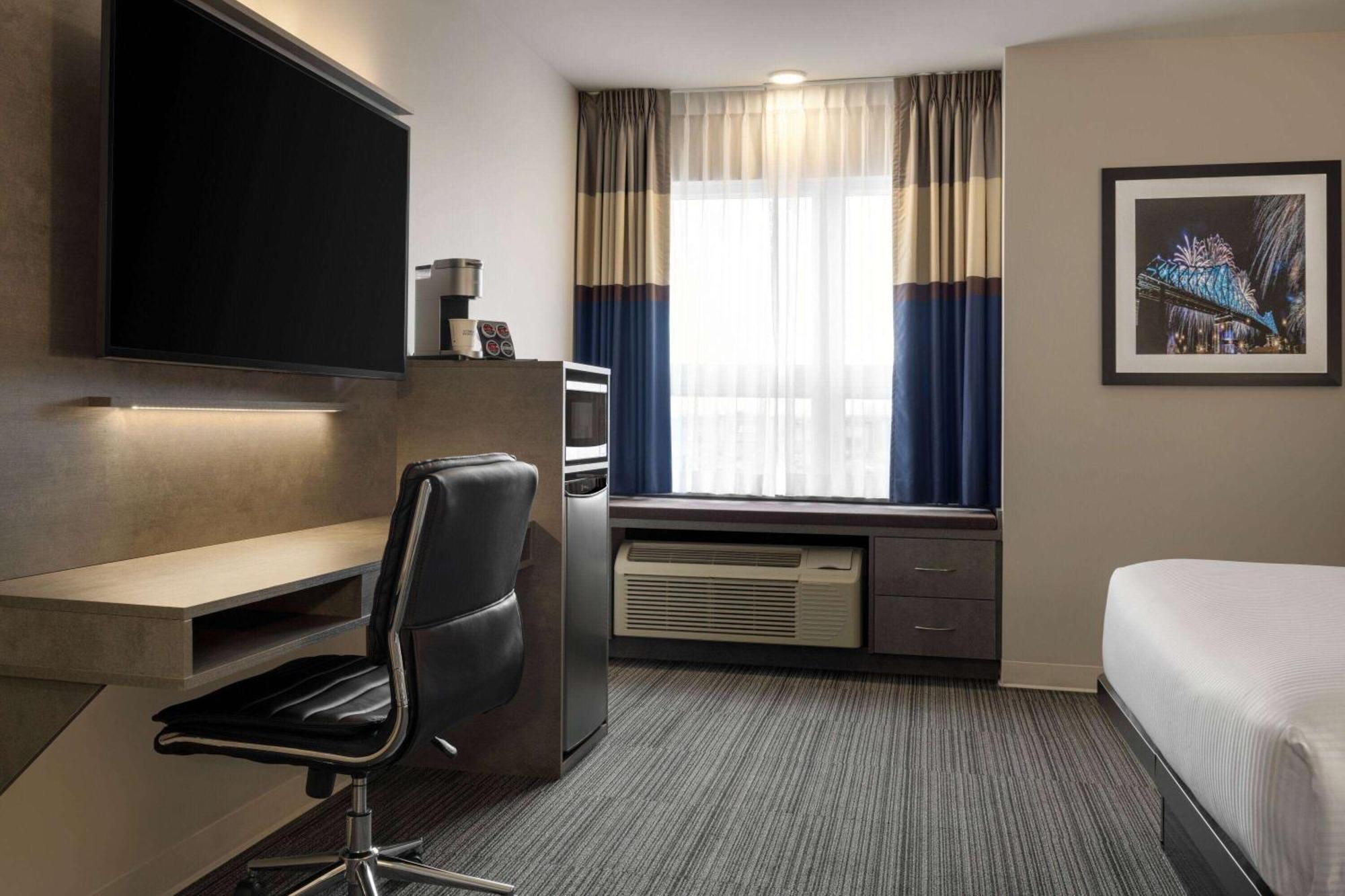 Microtel Inn & Suites By Wyndham Boisbriand Sainte-Thérèse-de-Blainville Εξωτερικό φωτογραφία